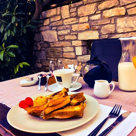 4 Seasons In Maison d'hôtes 4*