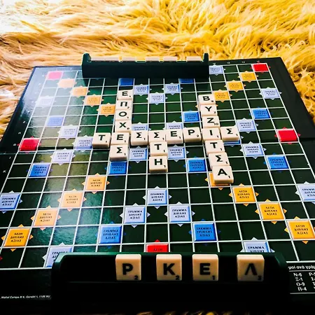 4 Seasons In Βυζίτσα